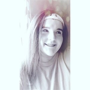 Meet your Posher, Haley