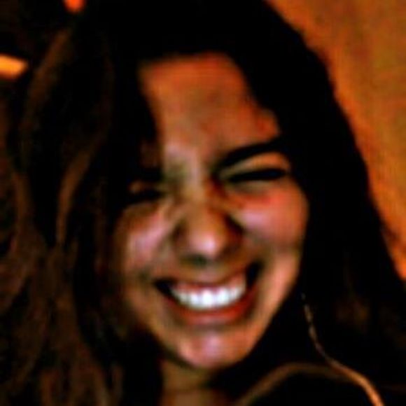 Meet your Posher, Salma - Picture 1 of 1