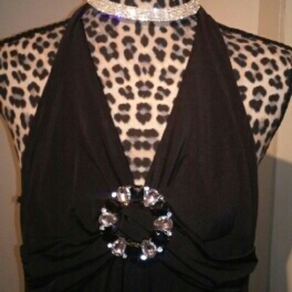 Halter babydoll top with jeweled broached - Picture 1 of 2