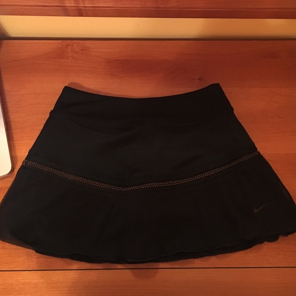 Brand new black and gold tennis skirt - Picture 1 of 3