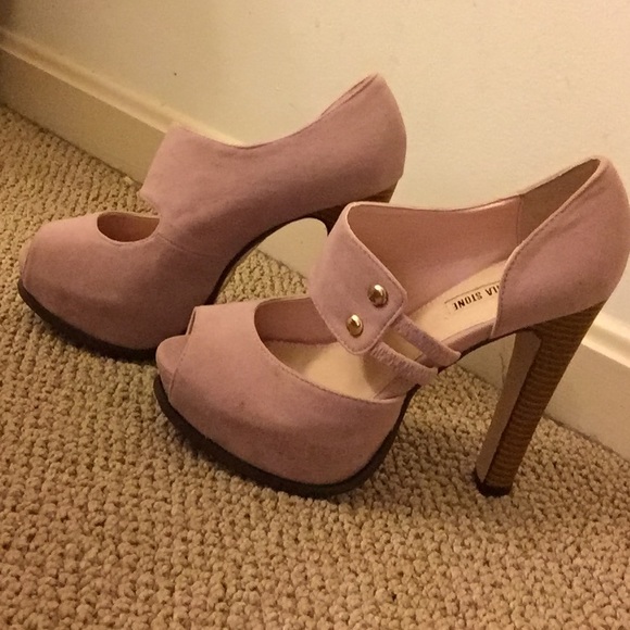 Pink Leila Stone platforms