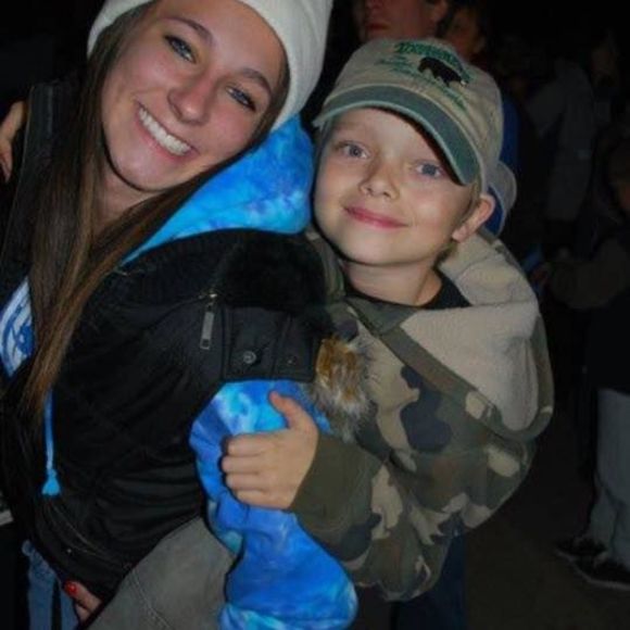 Meet your Posher, Alissa - Picture 1 of 1