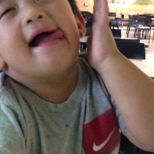 Meet your Posher, Vicky