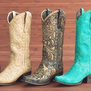 Meet your Posher, Liz