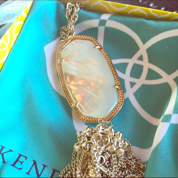 Kendra Scott "Rayne" Necklace in Gold/Ivory Pearl