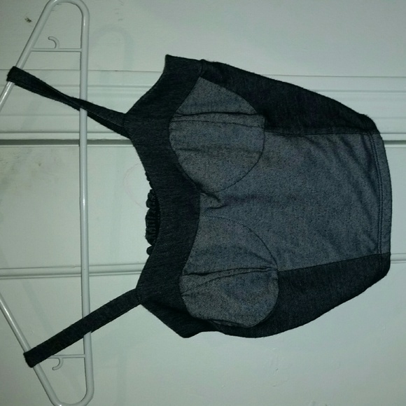 Crop top - Picture 1 of 3