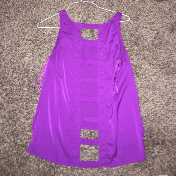 Lavender top - Picture 2 of 2
