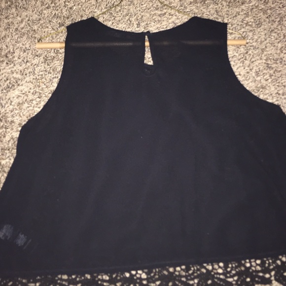Lace top - Picture 3 of 3