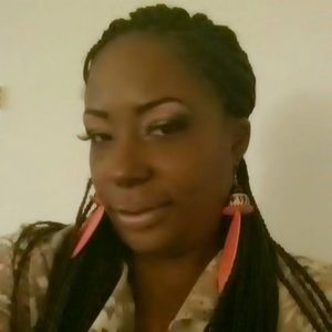 Meet your Posher, Joy