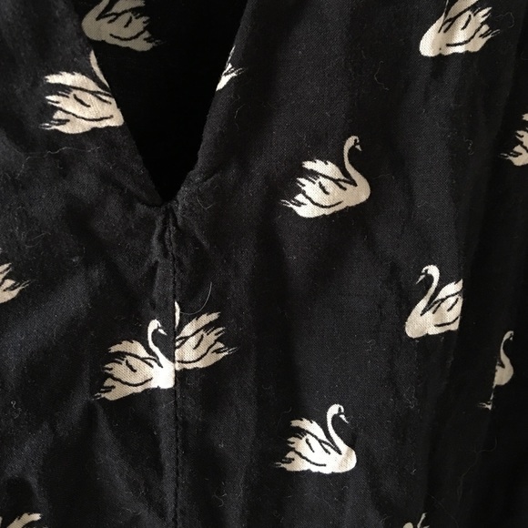 Navy blue Swarm pattern dress - Picture 2 of 3