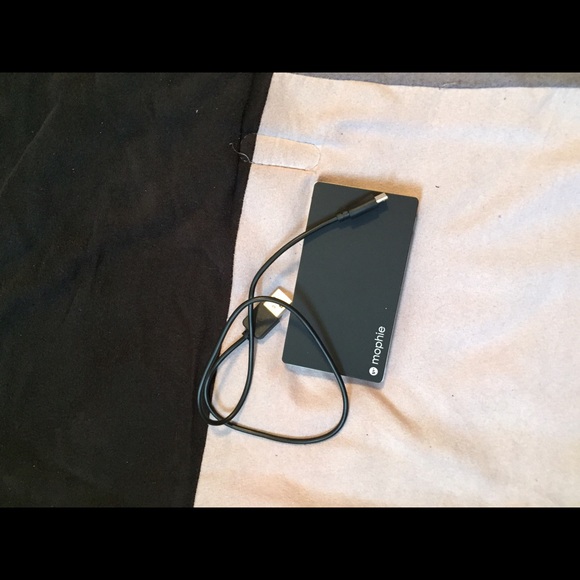 Mophie Portable Charger - Picture 1 of 1