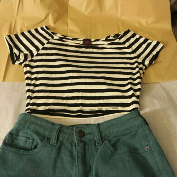 NWOT Striped crop top