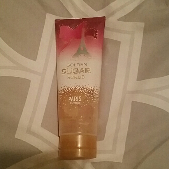 Paris amour sugar scrub