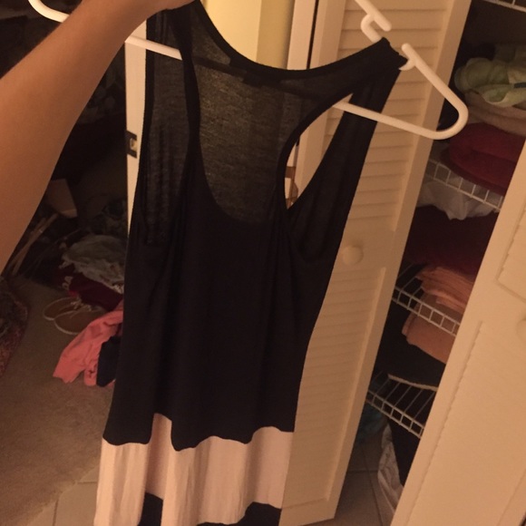 MAXI DRESS! - Picture 4 of 4