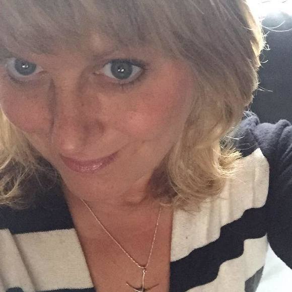 Meet your Posher, Theresa - Picture 1 of 1