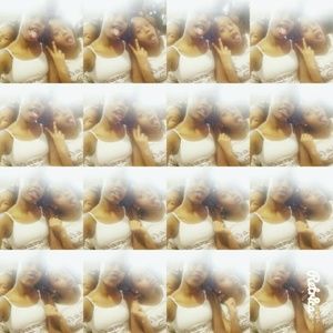 Meet your Posher, Nakya