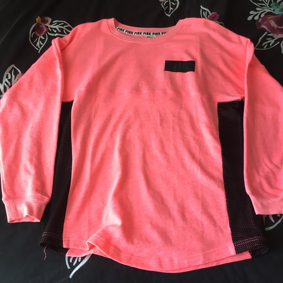 🚫SOLD 🅿️🅿️🚫VS Pink Varsity Crew - Picture 2 of 3