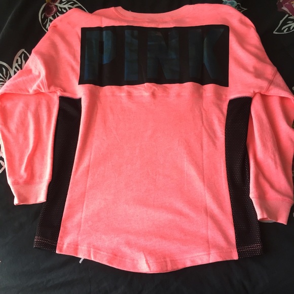 🚫SOLD 🅿️🅿️🚫VS Pink Varsity Crew - Picture 3 of 3