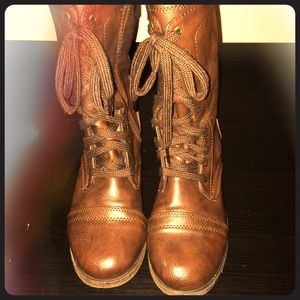 Mossimo brown combat boots