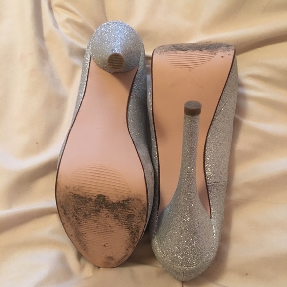 Silver glitter heels - Picture 3 of 4