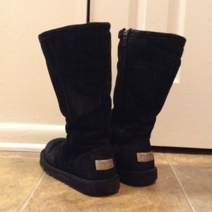 Black Ugg Kenly Boot!