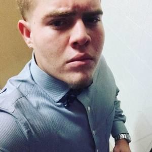 Meet your Posher, Luis