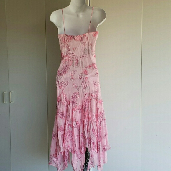 😄SOLD.OUT. 😯Beautiful mermaid cut dress .S - Picture 4 of 4