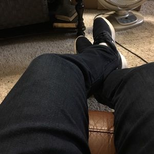 Meet your Posher, Travis