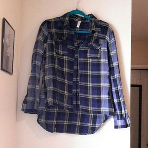 Long sleeve plaid button up