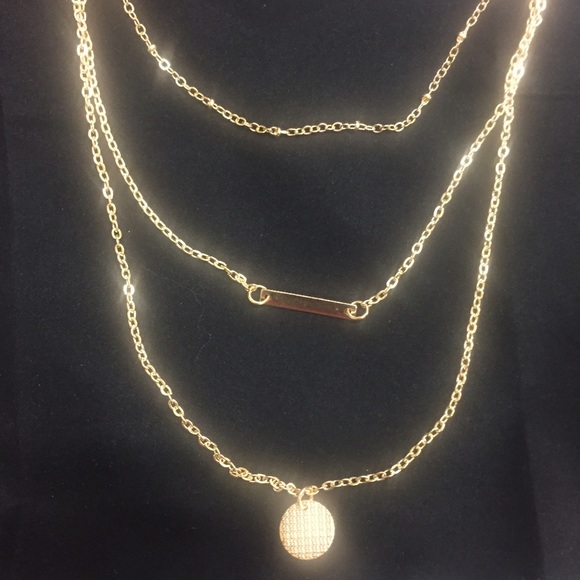 Jewelry - Beautiful layered necklace