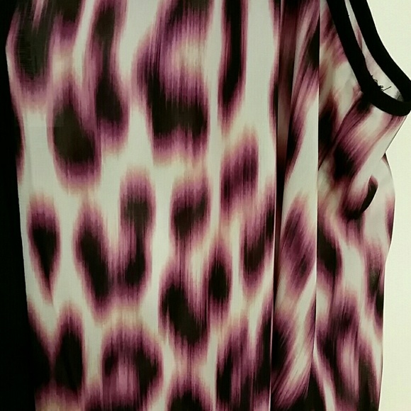 Blouse - Picture 2 of 3