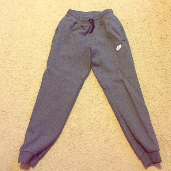 Grey Skinny NIKE Sweats (Size Small)