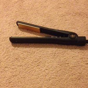 Gold N hot ceramics Black straightener/flat iron