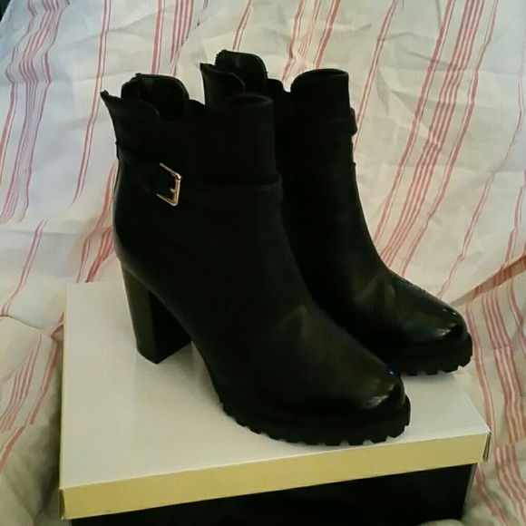Booties! - Picture 1 of 4