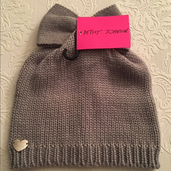 Betsey Johnson Beanie - gray