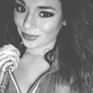 Meet your Posher, Cortney