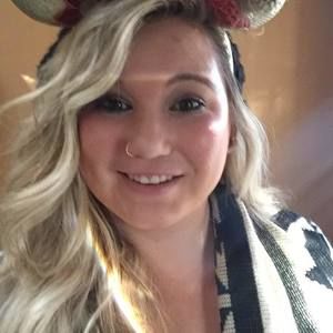 Meet your Posher, Casey