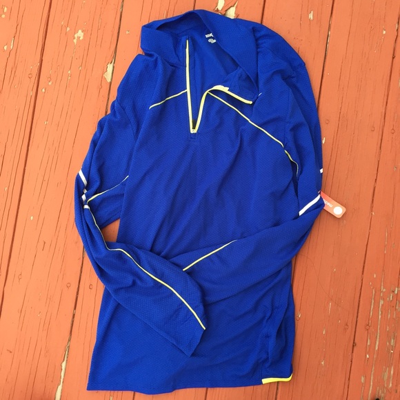 ❤️HOLD❤️ Saucony Running Jacket