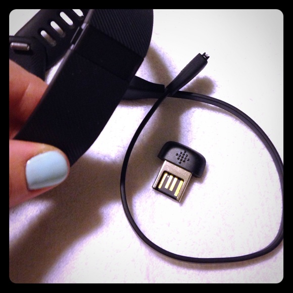Fitbit Charge, breaking band!