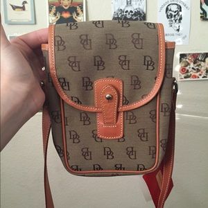 Dooney & Bourke Signature Binocular Bag in Brown