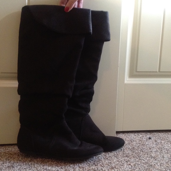 Black boots