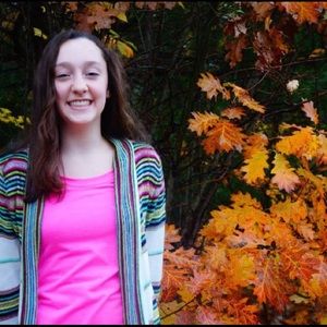 Meet your Posher, Lauren