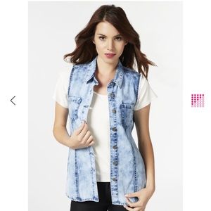 Never worn JustFab denim vest.