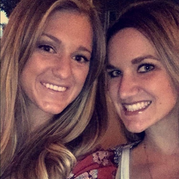 Meet your Posher, Brittney