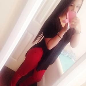 Meet your Posher, Jaqueline