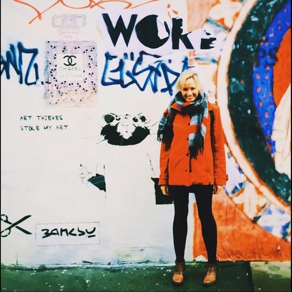 Meet your Posher, Heather - Picture 2 of 3