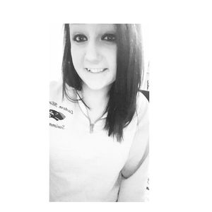 Meet your Posher, Holly