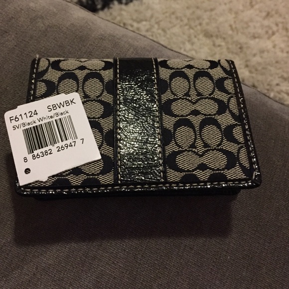 Coach wallet.. Black monogram