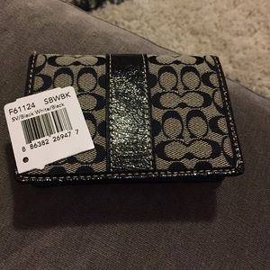 Coach wallet.. Black monogram