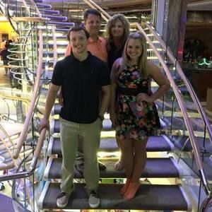 Meet your Posher, Tonya